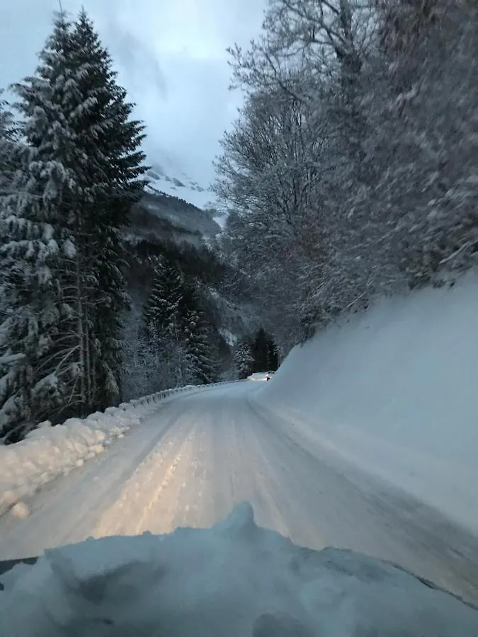 Appartement GAVARNIE Résidence Les 3 Cirques Gèdre 0*,