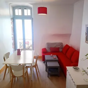 Apartment Joli Duplex Avec Balcon Et Vue Sur Place Du Centre Historique !, Foix