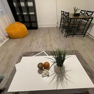 https://spacious-2-bedroom-on-tower-bridge.brighton-hotels-england.com